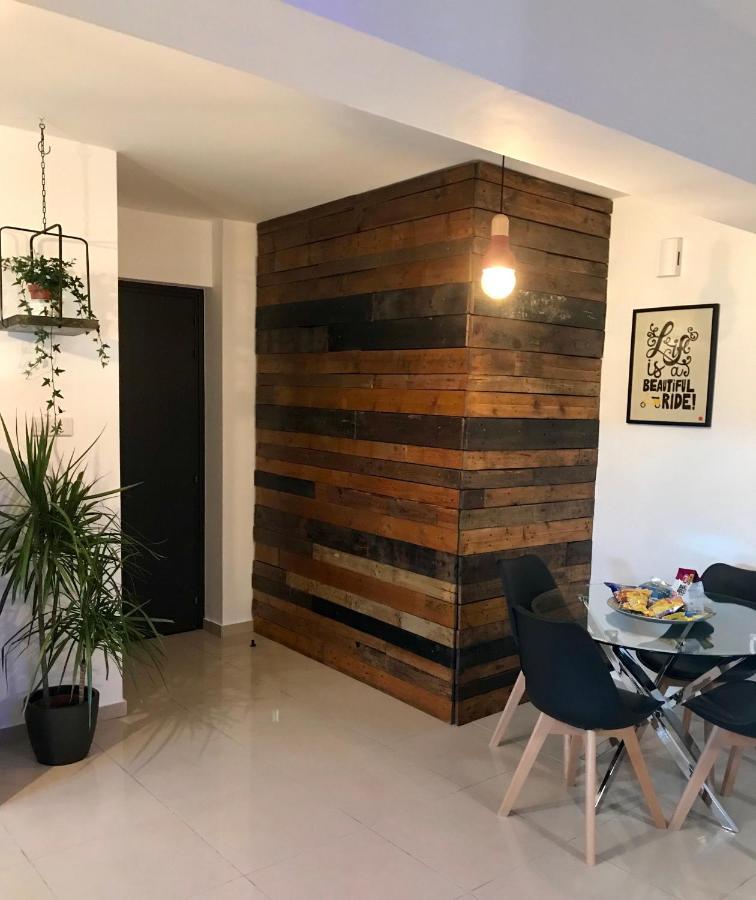 Fat Cow Apartment 101 Larnaca Ngoại thất bức ảnh