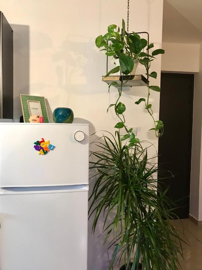 Fat Cow Apartment 101 Larnaca Ngoại thất bức ảnh