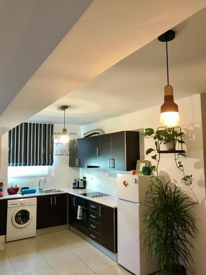 Fat Cow Apartment 101 Larnaca Ngoại thất bức ảnh